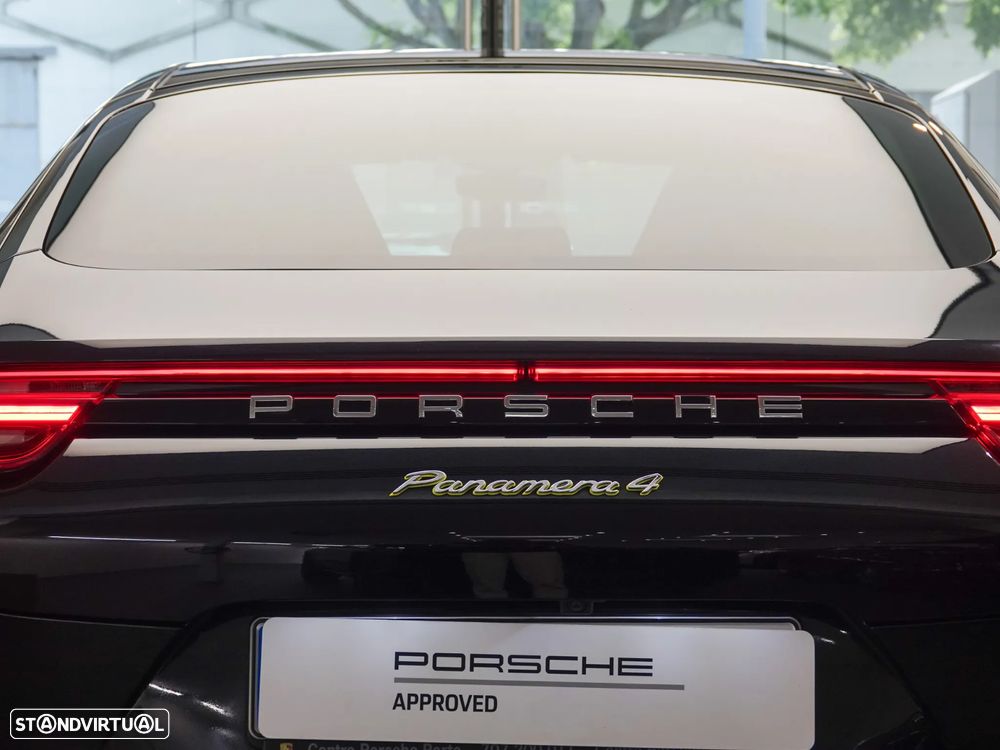 Porsche Panamera 4 E-Hybrid - 6