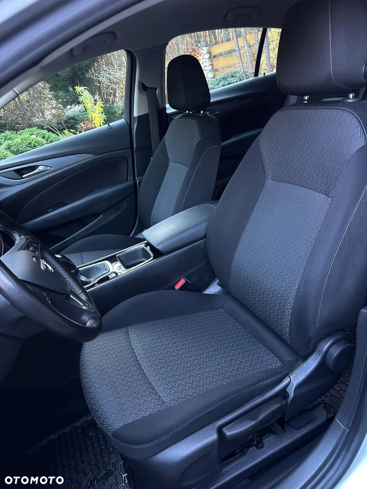 Opel Insignia 1.5 T Enjoy S&S - 12