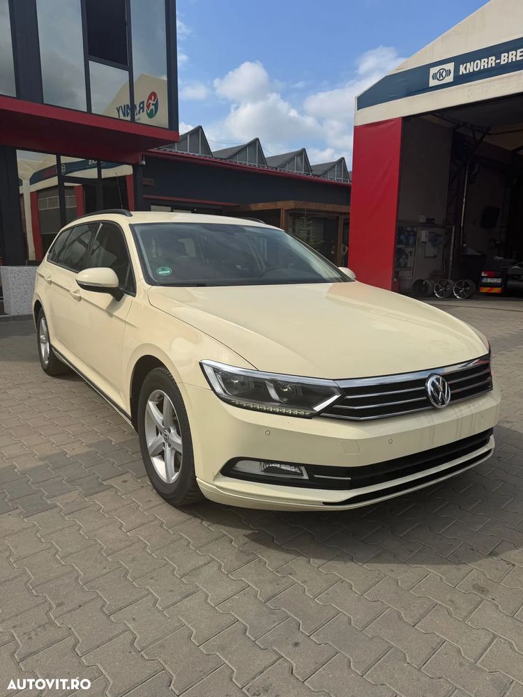 Volkswagen Passat 2.0 TDI (BlueMotion Technology) Comfortline - 17