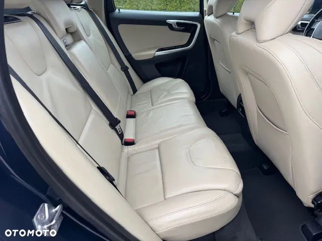 Volvo XC 60 - 20