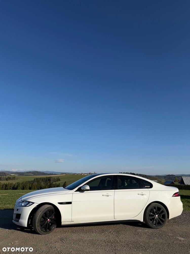 Jaguar XF - 4
