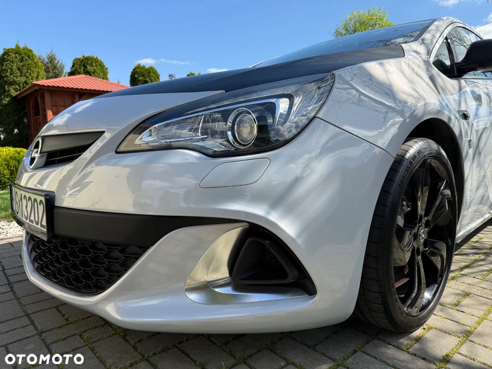 Opel Astra IV GTC OPC - 20