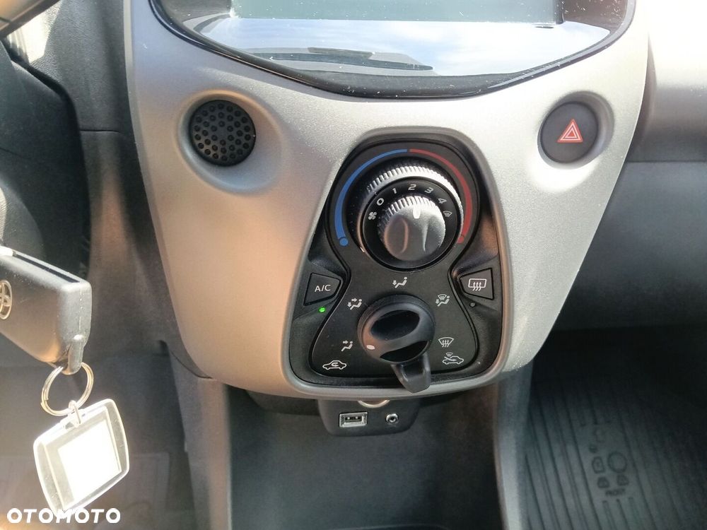Toyota Aygo - 18