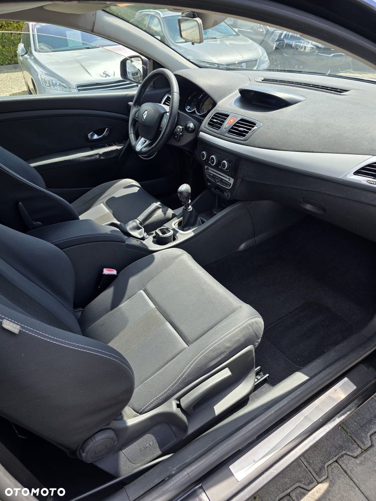 Renault Megane 1.9 dCi Privilege - 21