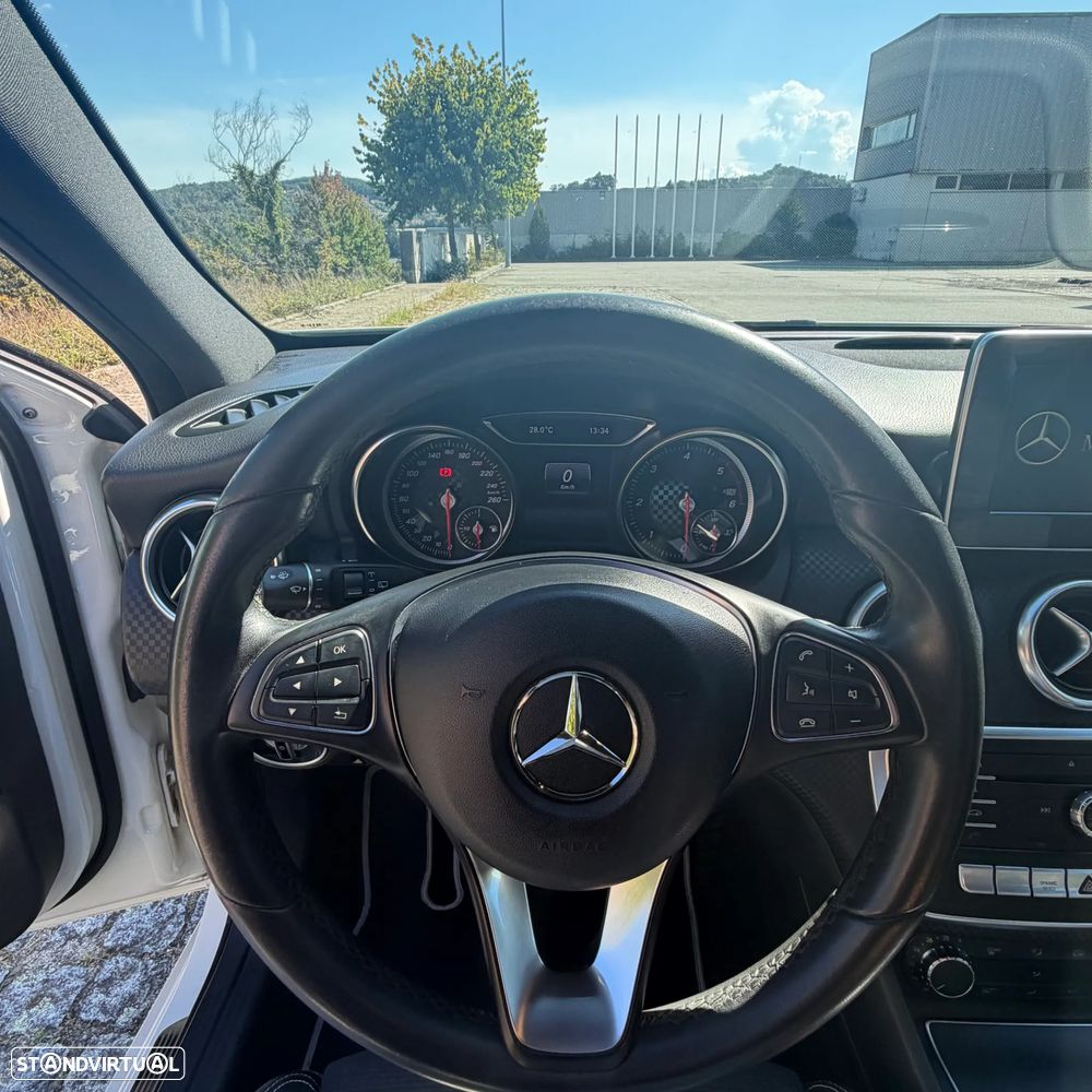 Mercedes-Benz A 200 - 15