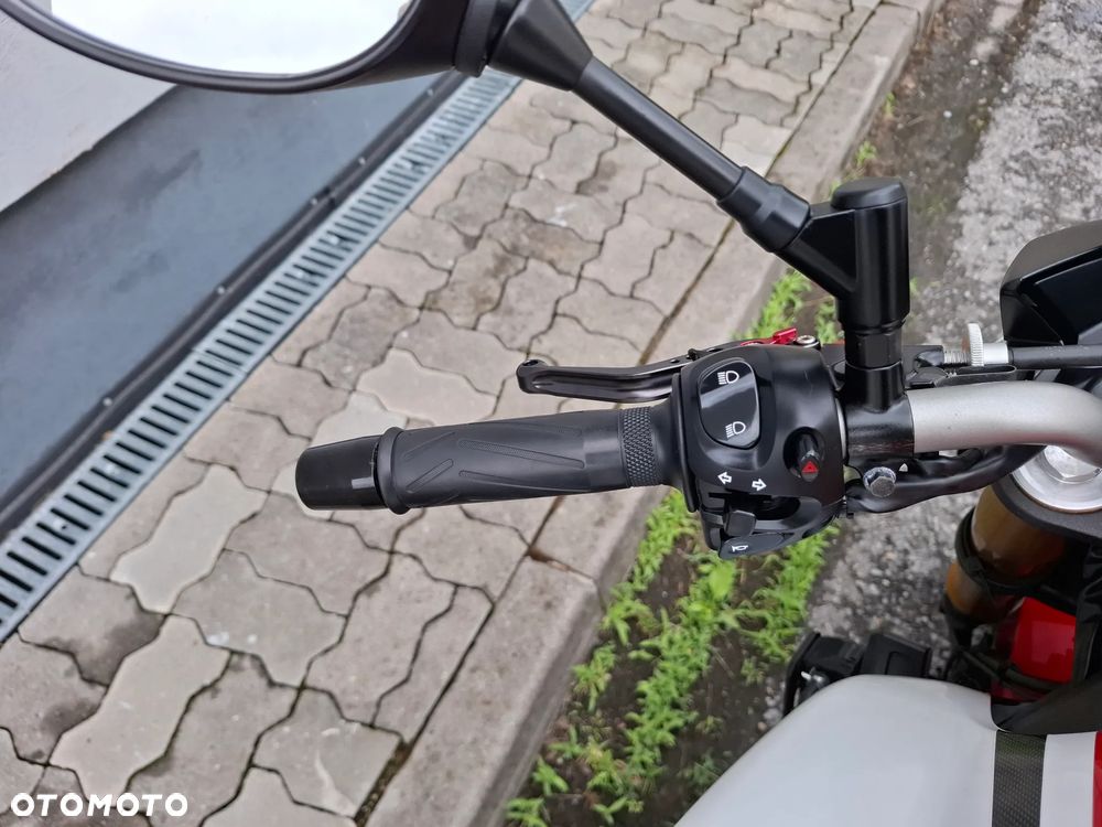 Yamaha FZ8 - 23
