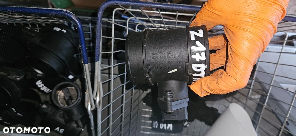 SPRZEDAŻ HURTOWA HURT Przepustnica Przepływomierz Przekaźnik świec żarowych VW Golf V Passat B6 Audi A6 C6 Audi A8 D3 Q7 4L BMW 5 E60 Fabia II Ibiza 6J - 10