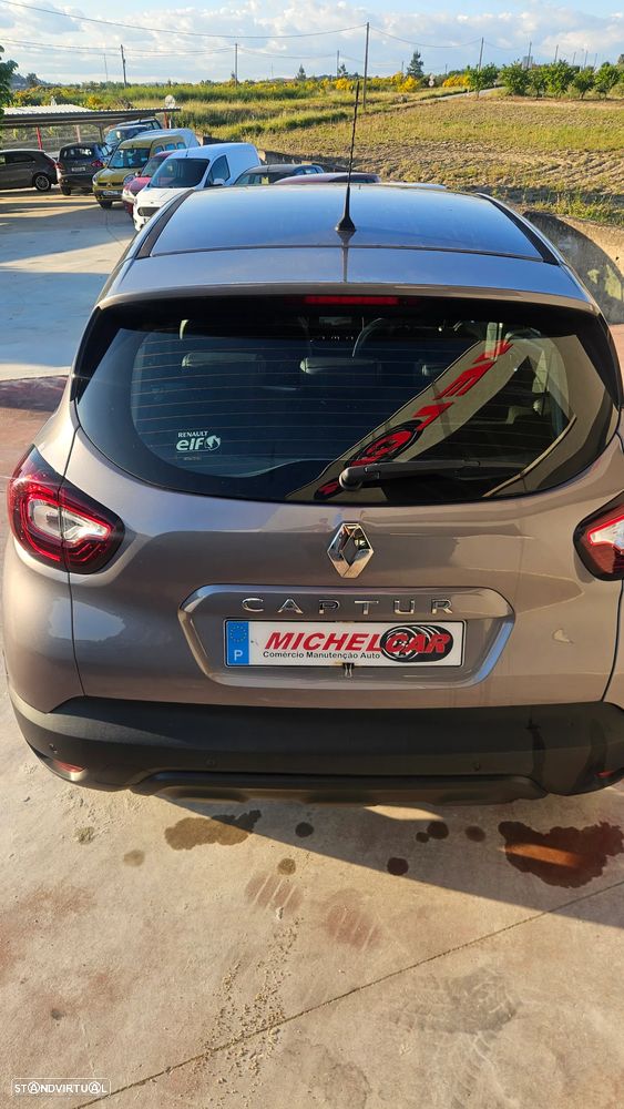 Renault Captur 1.5 dCi Initiale Paris EDC - 7