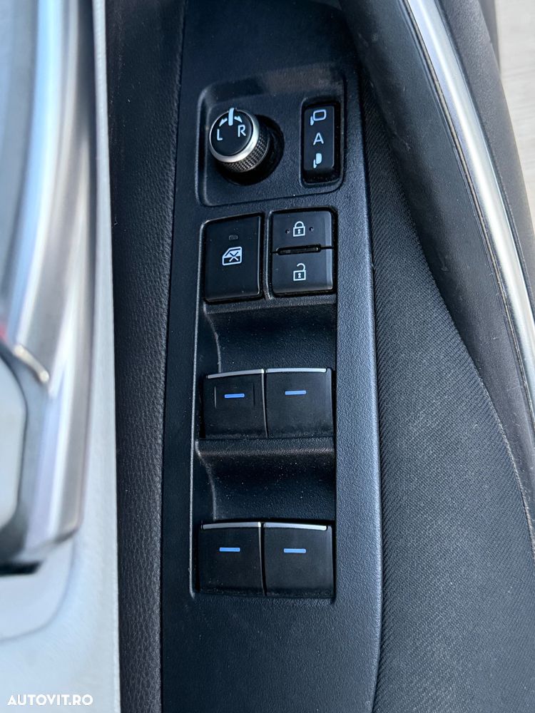 Toyota Corolla 1.8 Comfort - 12