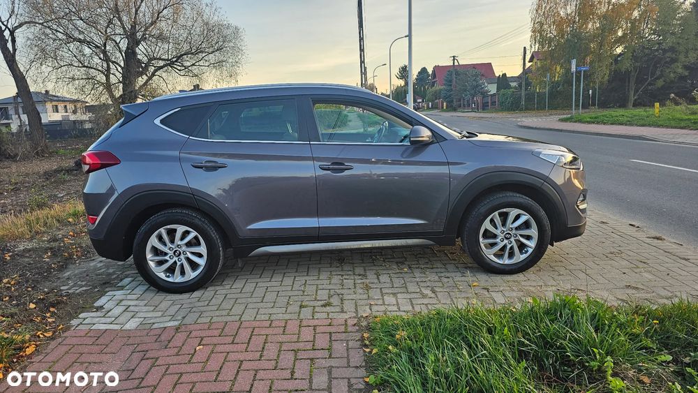 Hyundai Tucson blue 1.6 GDi 2WD Navi - 7