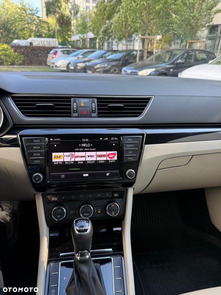 Skoda Superb 2.0 TSI L&K DSG - 20