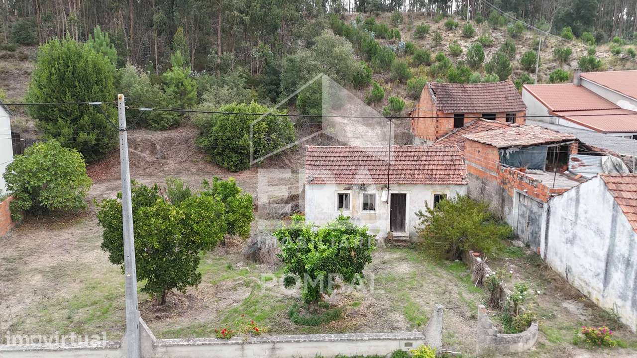 Moradia T2 para recuperar, Pombal - Grande imagem: 3/9