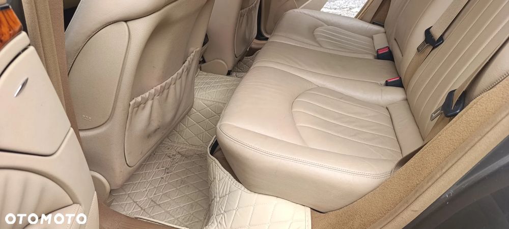 Mercedes-Benz Klasa E 350 4-Matic Elegance - 16