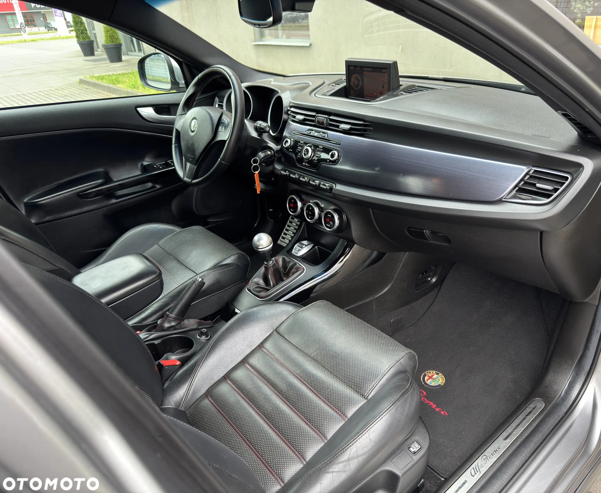 Alfa Romeo Giulietta 1.4 TB MultiAir Exclusive - 32