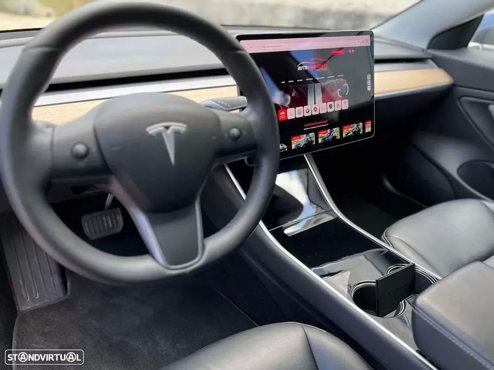 Tesla Model 3 - 22