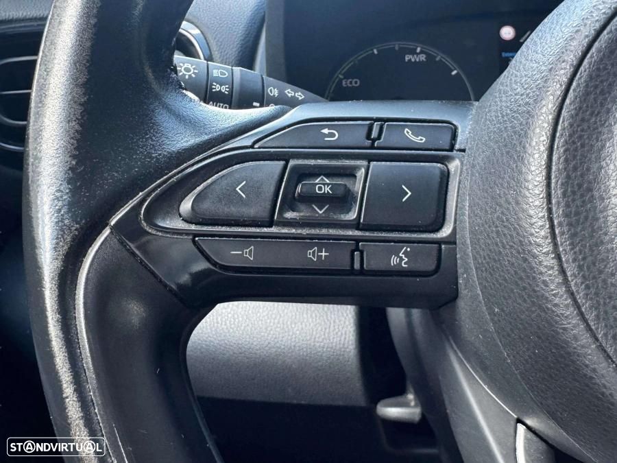 Toyota Yaris 1.5 HDF Comfort Plus - 11