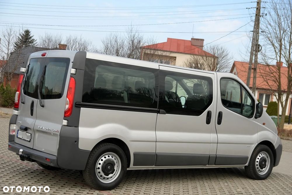 Opel Vivaro - 5