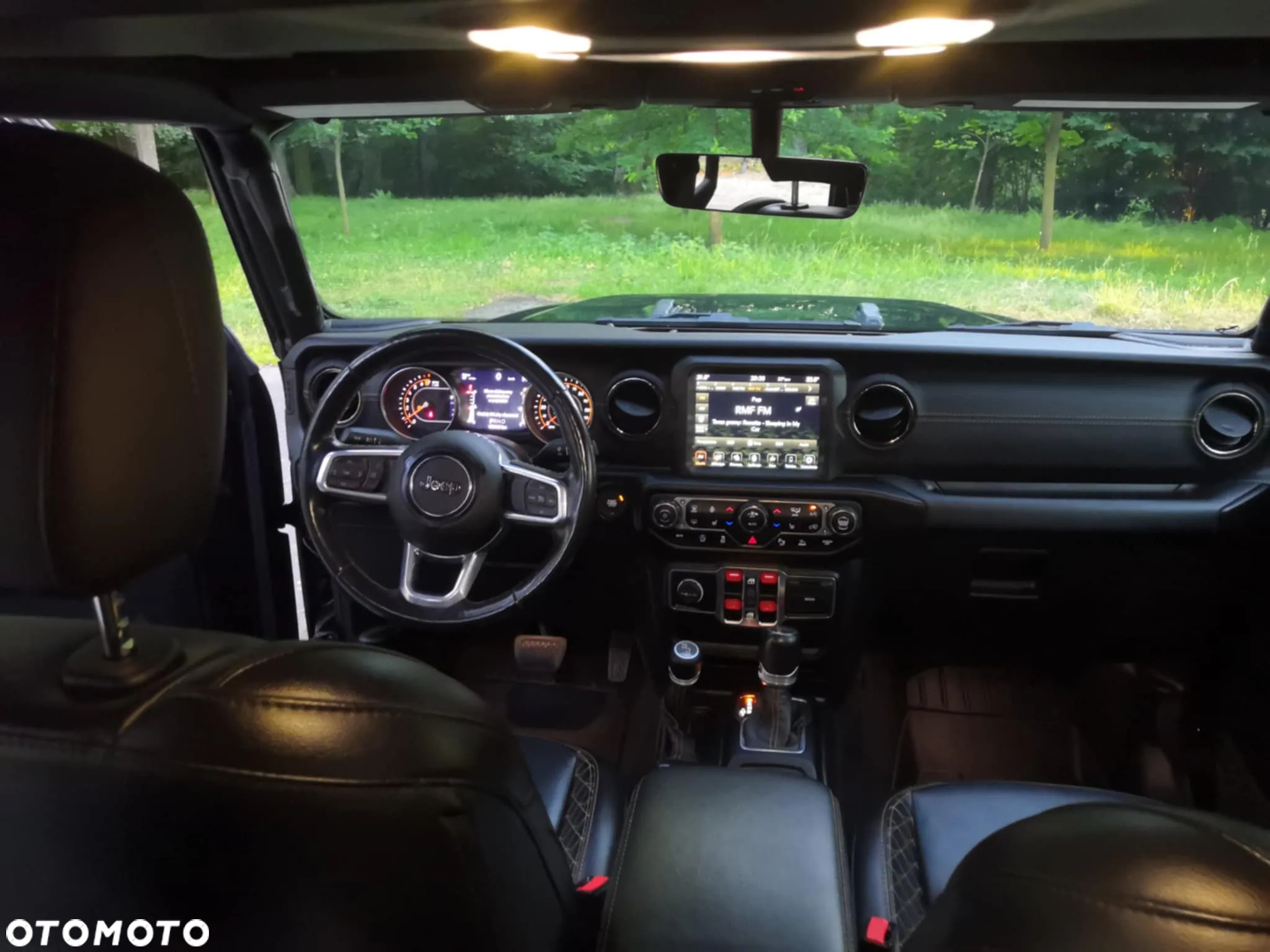 Jeep Gladiator - 12