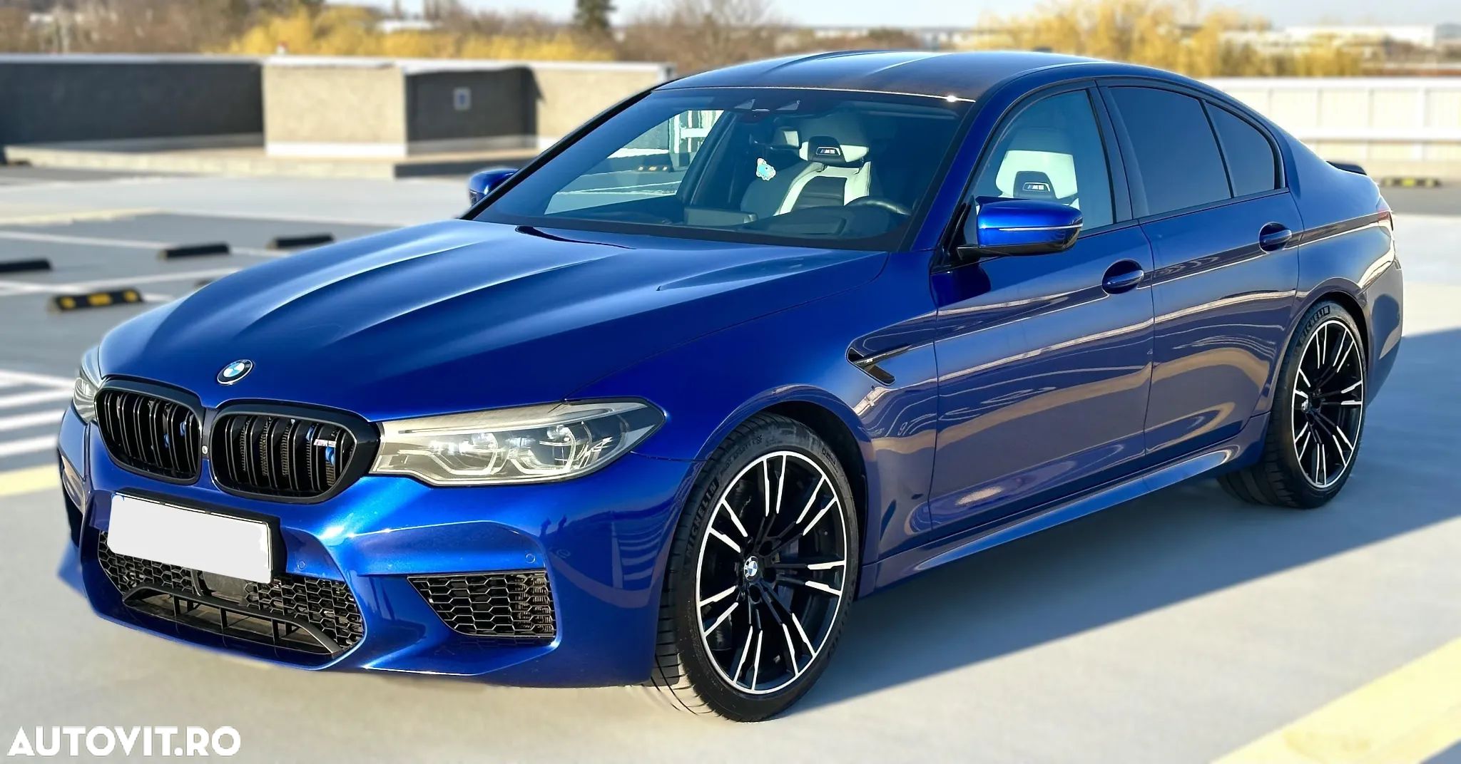 BMW M5 Standard - 1