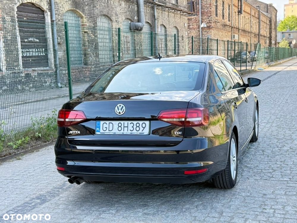 Volkswagen Jetta 2.0 TDI DPF BMT Comfortline - 9