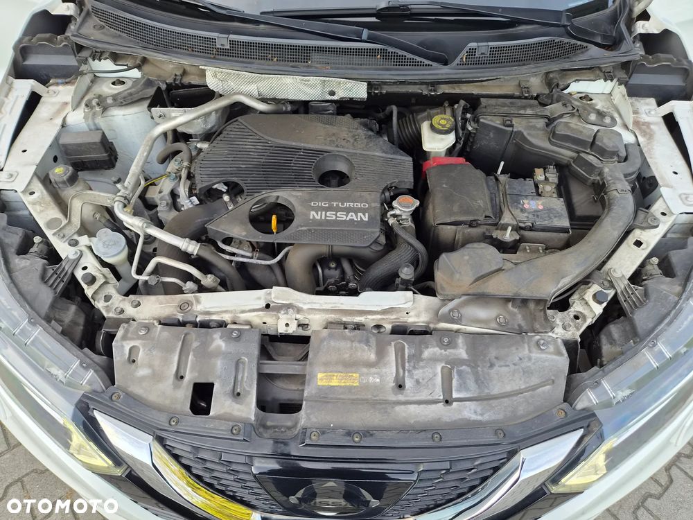 Nissan Qashqai 1.6 DIG-T N-Connecta - 21