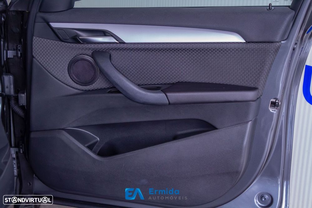 BMW X1 16 d sDrive Auto - 31