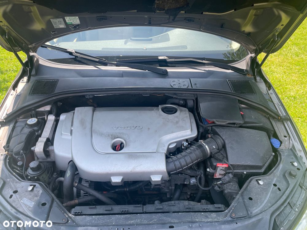 Volvo XC 70 D5 AWD Momentum - 21