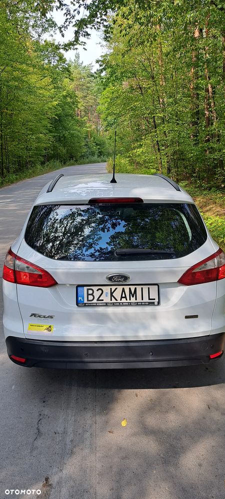 Ford Focus 1.0 EcoBoost Ambiente - 4