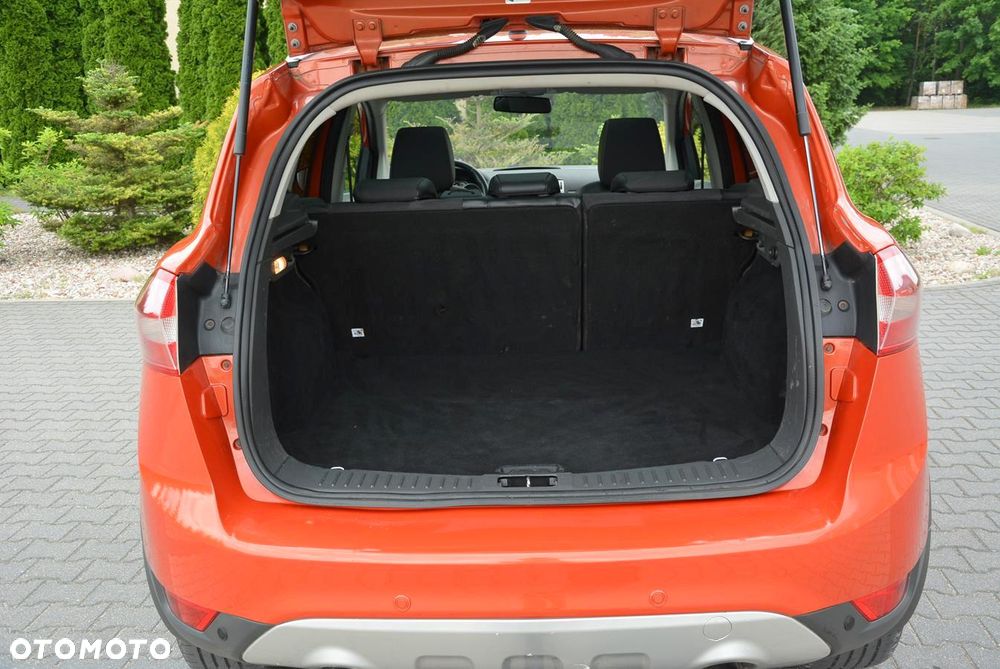 Ford Kuga 2.0 TDCi 4x4 Trend - 40