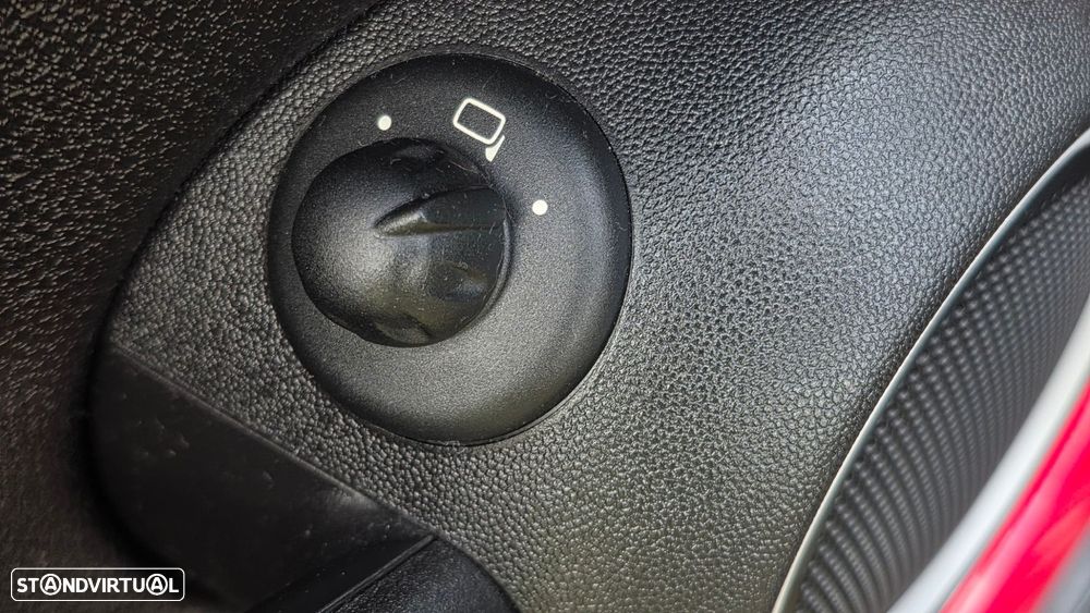 MINI 3 Portas John Cooper Works - 25