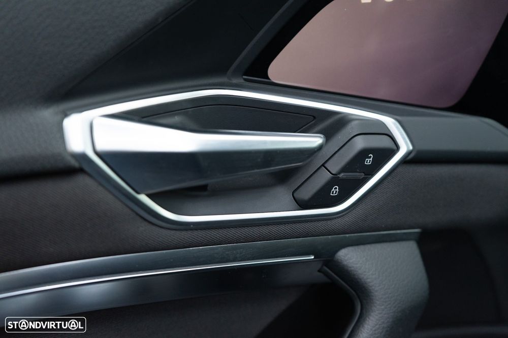 Audi e-tron 55 quattro S line - 22