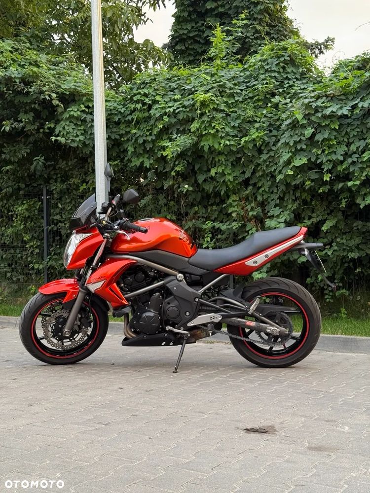Kawasaki ER - 2