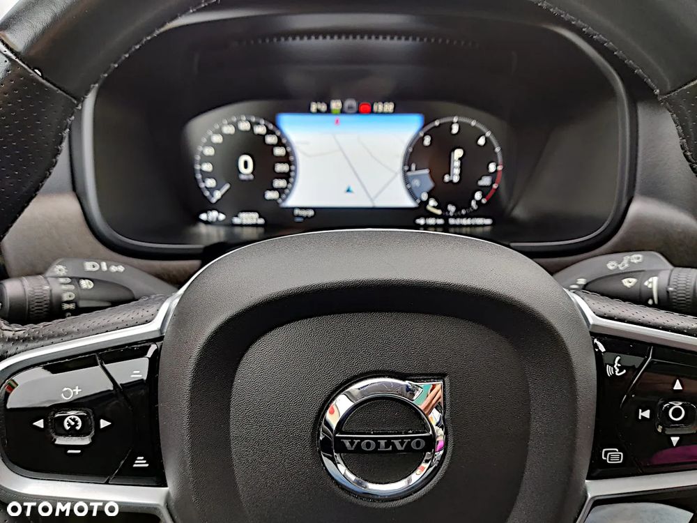 Volvo V90 Cross Country D5 AWD Geartronic Pro - 28