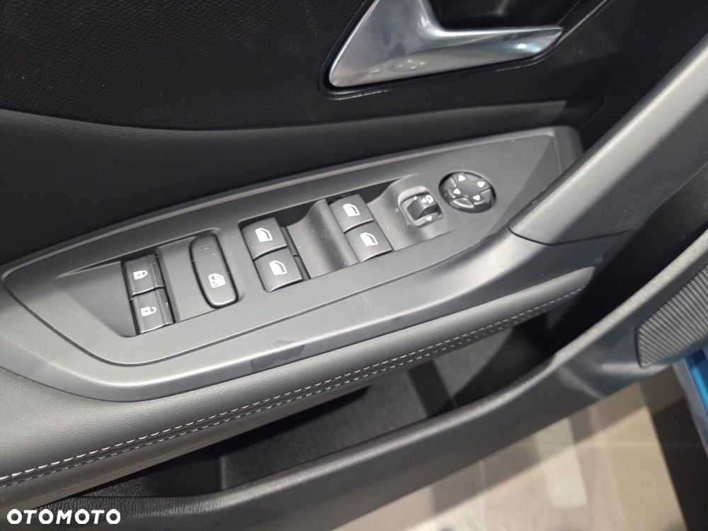 Peugeot 308 - 11