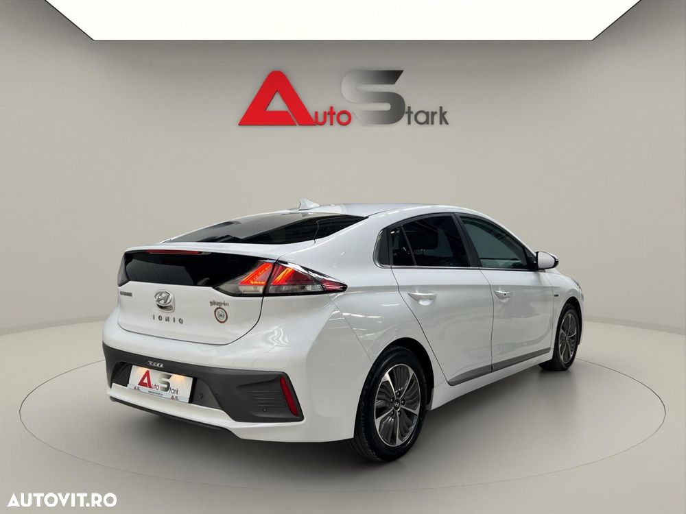Hyundai IONIQ 1.6 141CP Exclusive - 13