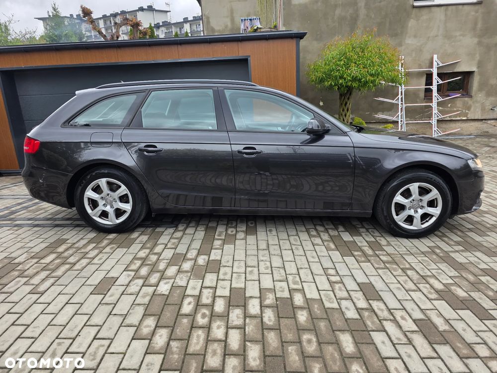 Audi A4 Avant 2.0 TDI DPF Ambition - 2