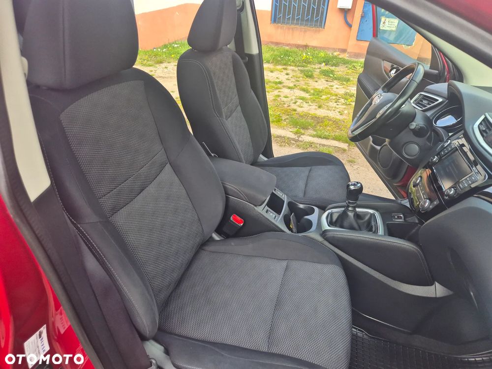 Nissan Qashqai 1.6 DIG-T N-Connecta - 14