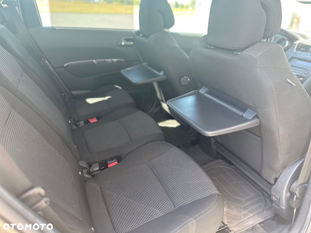 Peugeot 5008 - 14