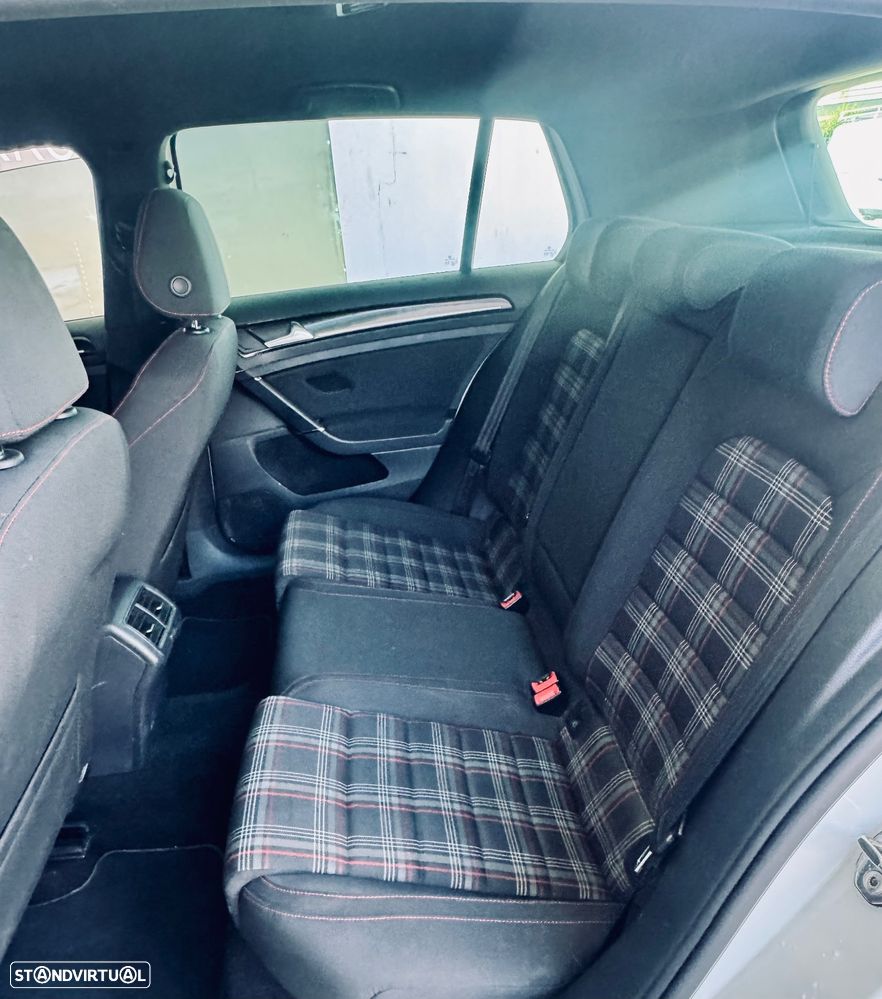 VW Golf 2.0 TSi GTi DSG - 16