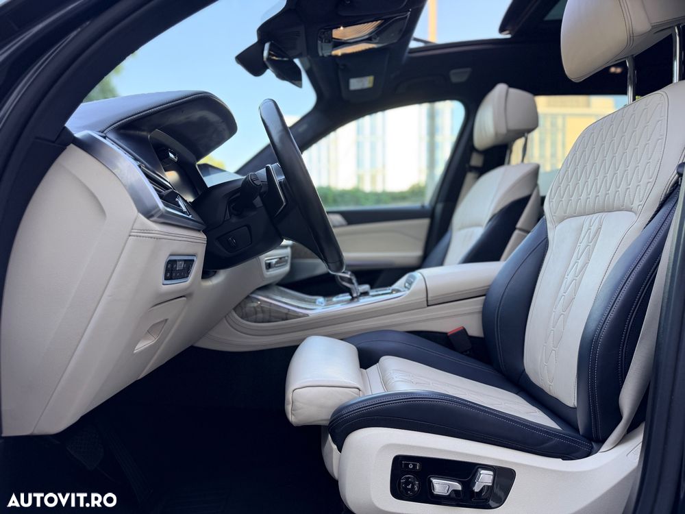 BMW X7 xDrive40i - 15