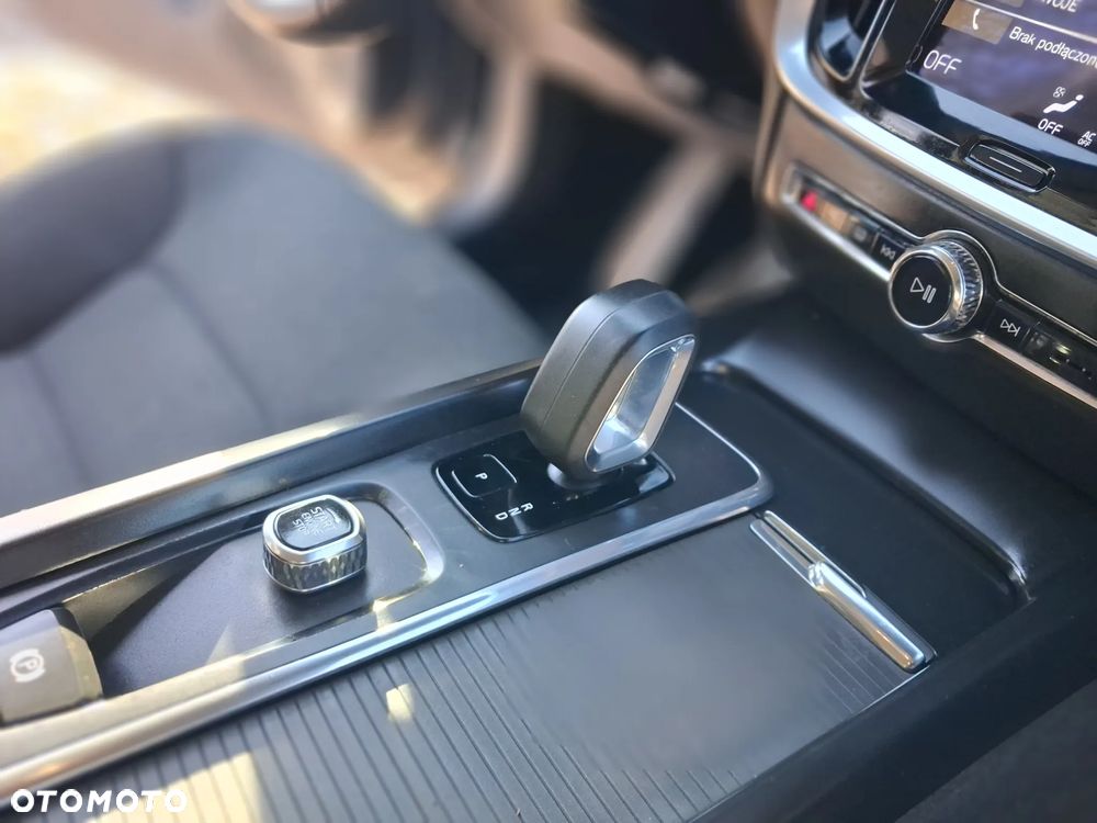 Volvo V60 B4 D Geartronic Momentum Pro - 12