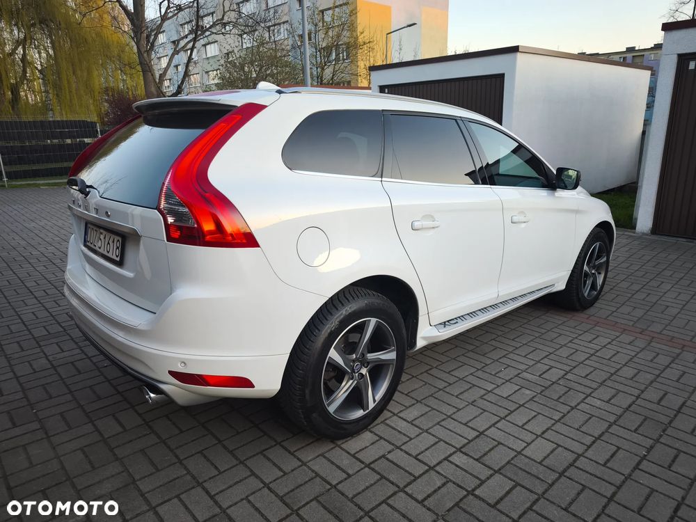 Volvo XC 60 D4 Geartronic Summum - 9