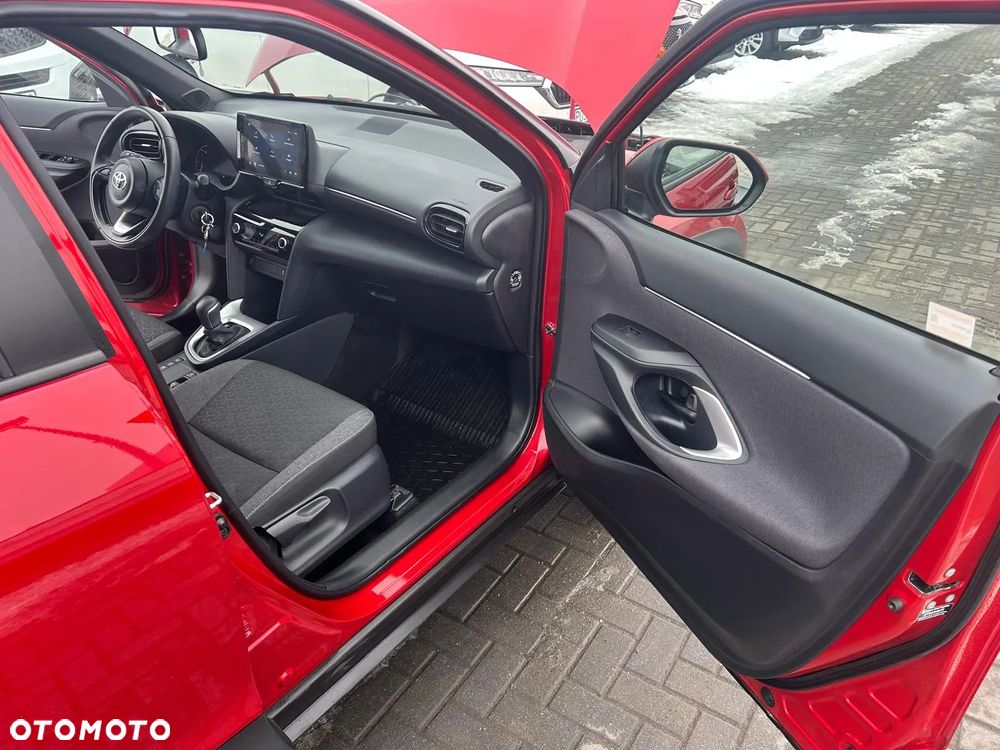 Toyota Yaris Cross Hybrid 1.5 Comfort - 28