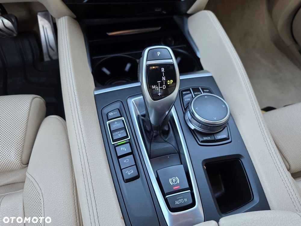 BMW X6 - 16