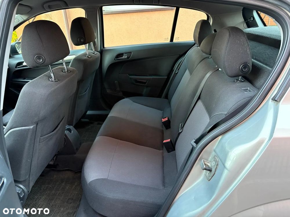 Opel Astra III 1.4 Enjoy - 11