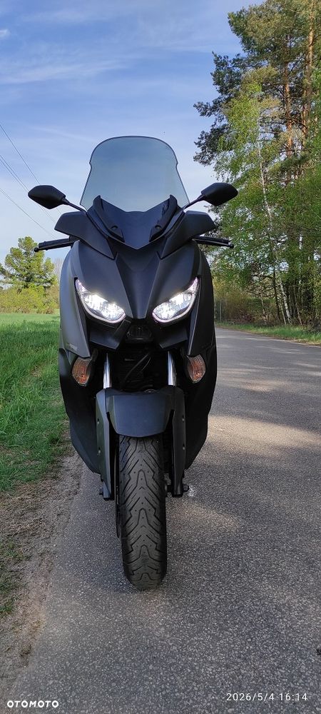 Yamaha X-max - 10
