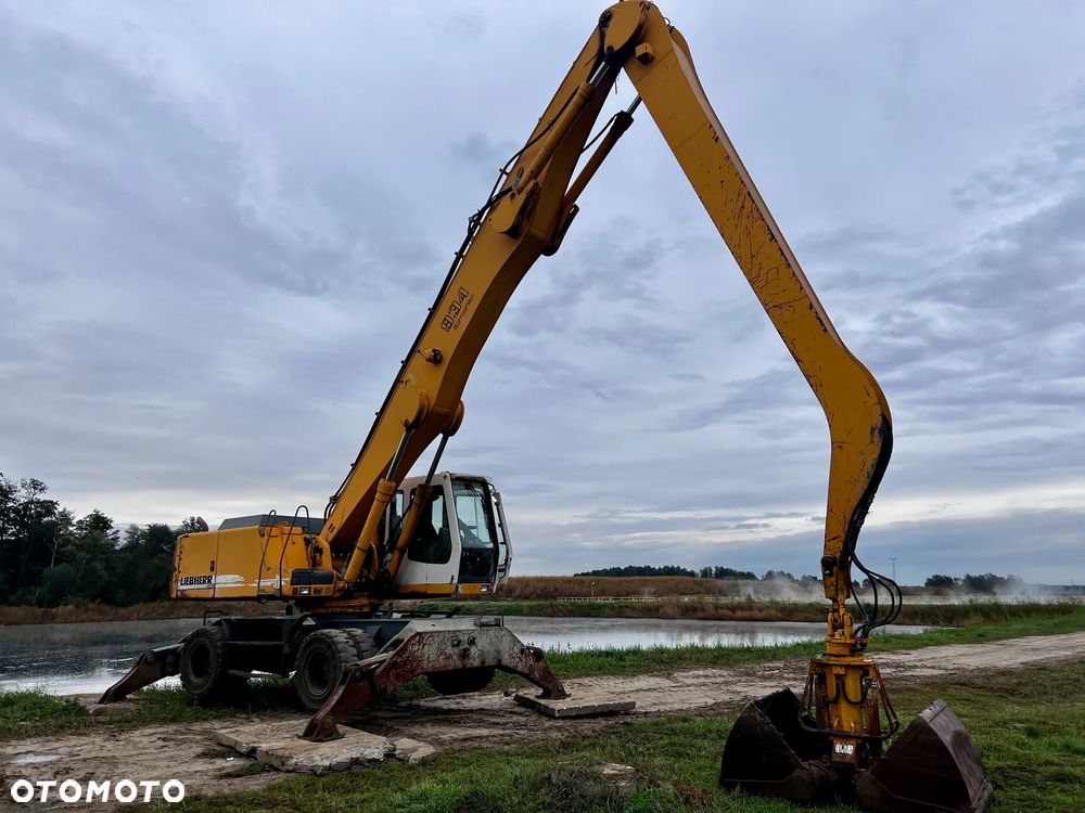 Liebherr A934 934