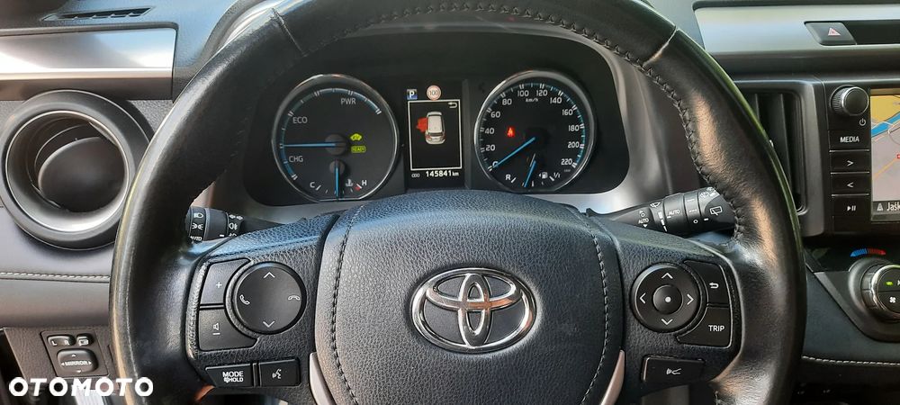 Toyota RAV4 - 11