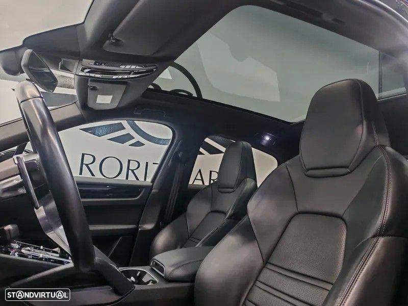 Porsche Cayenne Coupé E-Hybrid - 10