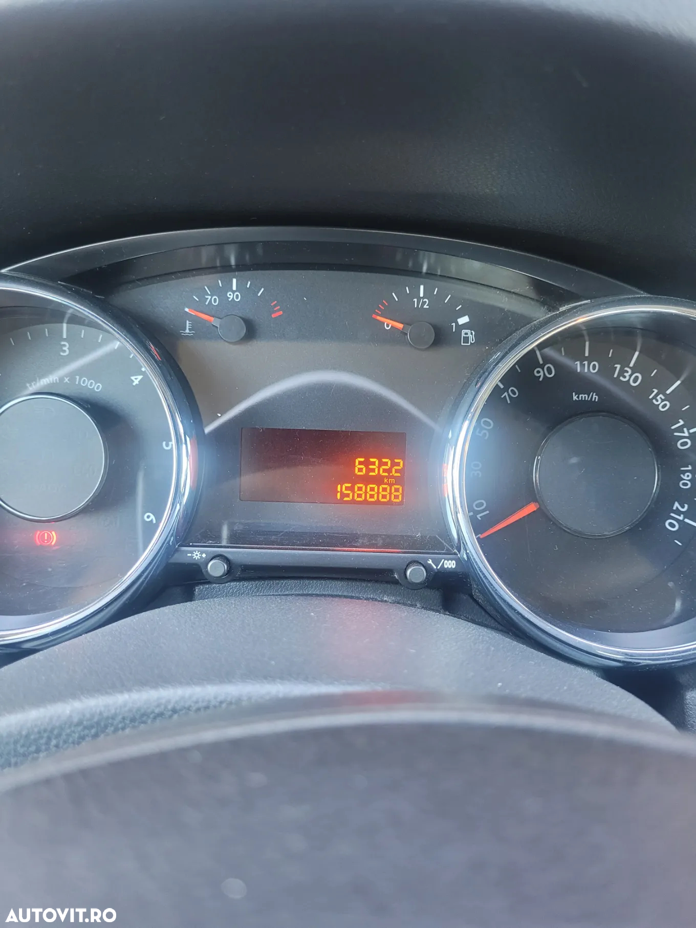 Peugeot 5008 1.6 HDI FAP Access - 10